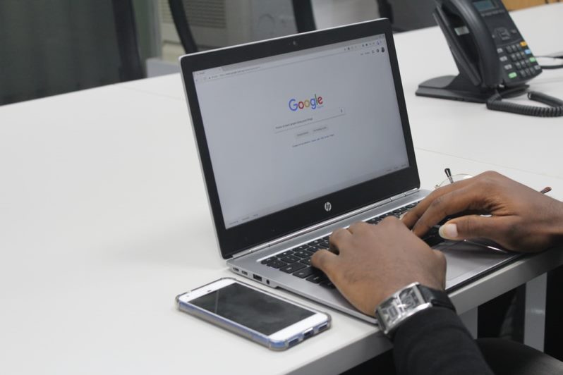 Google Chrome notifies you if your password has been stolen